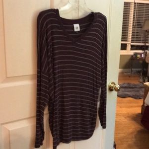 Like new Cabi Serenity T, purple stripe.